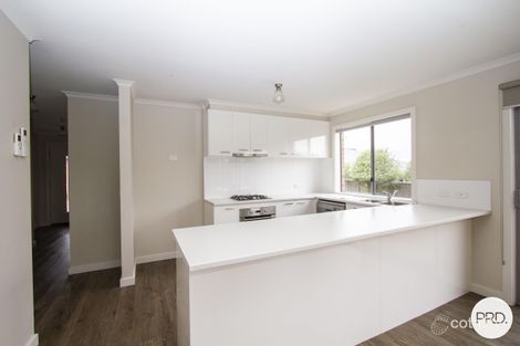 2/10 Chiara Dr, Brown Hill, VIC 3350