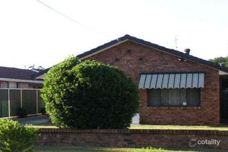 6 Waratah Ave, Woy Woy, NSW 2256