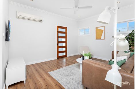 Property photo of 36 Carr Parade Unanderra NSW 2526