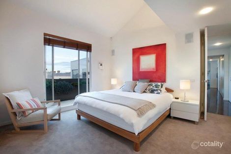 Property photo of 9/110 Beaconsfield Parade Albert Park VIC 3206