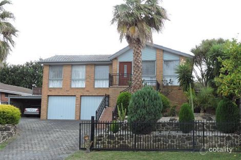 18 Peebles St, Endeavour Hills, VIC 3802