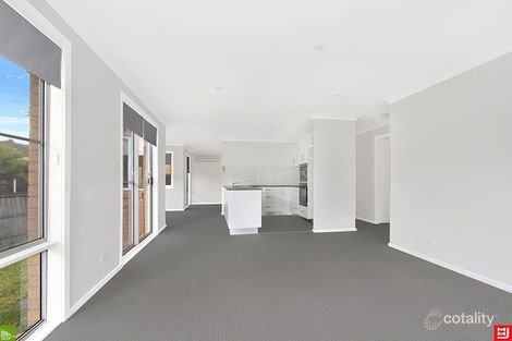 Property photo of 20 Ashmore Crescent Kanahooka NSW 2530