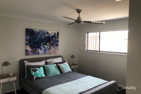 Property photo of 1 Geoff Wolter Drive West Molendinar QLD 4214