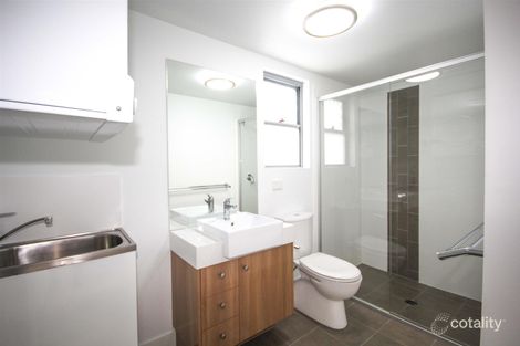 Property photo of 4/143 Cavendish Road Coorparoo QLD 4151