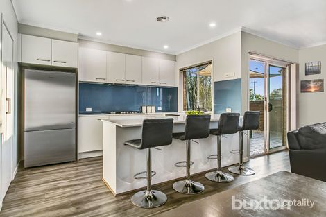 Property photo of 2 Kingsland Close Dingley Village VIC 3172