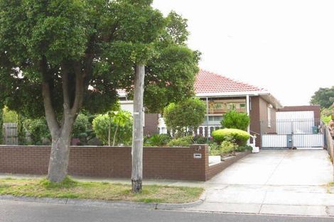 5 Moncur Ave, Springvale, VIC 3171