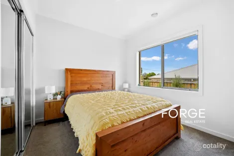 Property photo of 62 Hamish Road Darley VIC 3340