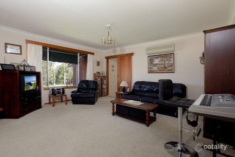 Property photo of 3 Kenton Crescent Valentine NSW 2280