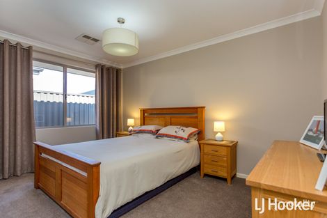 Property photo of 17 Ametrine Street Treeby WA 6164