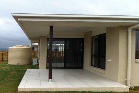 Property photo of 6 Taramoore Road Gracemere QLD 4702