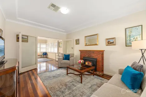 Property photo of 1 Avenel Road Gymea Bay NSW 2227