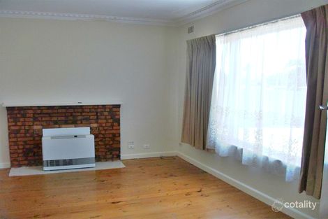 15 Pauls Cres, Wendouree, VIC 3355