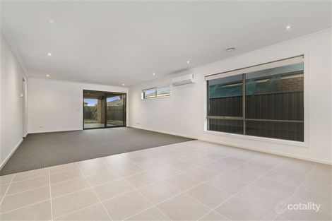 Property photo of 16 Yellowgum Drive Epsom VIC 3551