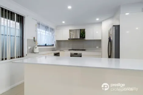 Property photo of 13 Malinya Crescent Moorebank NSW 2170
