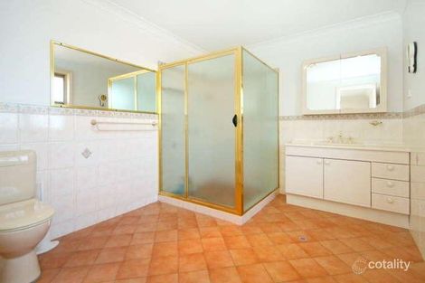 Property photo of 4 Dibar Drive Hillvue NSW 2340