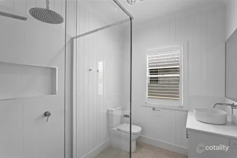 Property photo of 9 Collins Street Mount Lofty QLD 4350