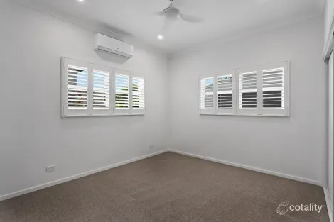 Property photo of 9 Collins Street Mount Lofty QLD 4350