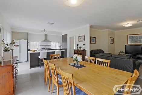 Property photo of 12 Autumn Glen Dawesville WA 6211