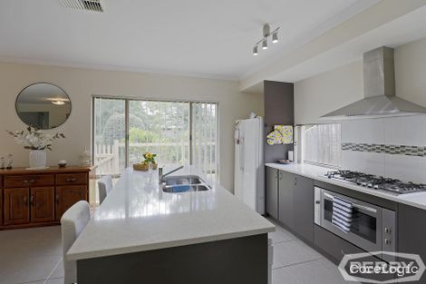 Property photo of 12 Autumn Glen Dawesville WA 6211