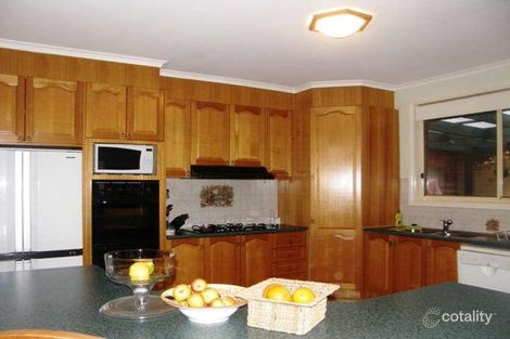 Property photo of 11 Roadhouse Wynd Sydenham VIC 3037