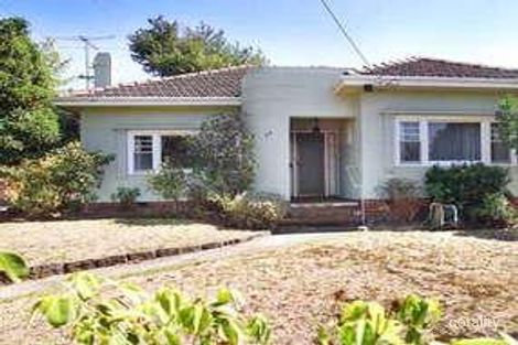 Property photo of 33 Bennett Parade Kew East VIC 3102