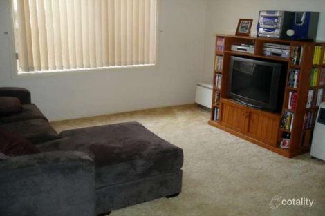 Property photo of 4 Bettong Place St Helens Park NSW 2560