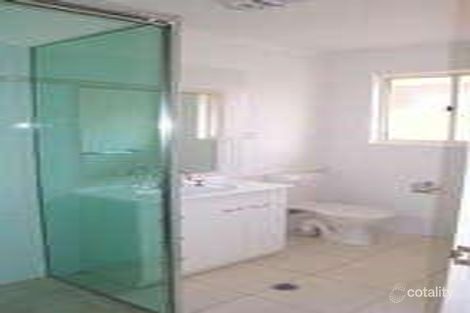 Property photo of 11 Dorinda Close Clinton QLD 4680