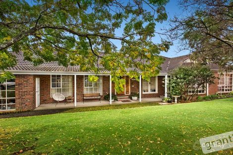 Property photo of 3 Gretel Place Berwick VIC 3806