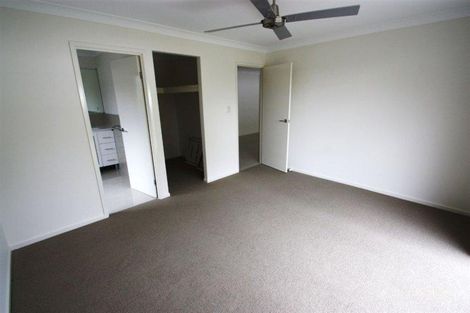 Property photo of 2/7 Gawler Place Upper Coomera QLD 4209