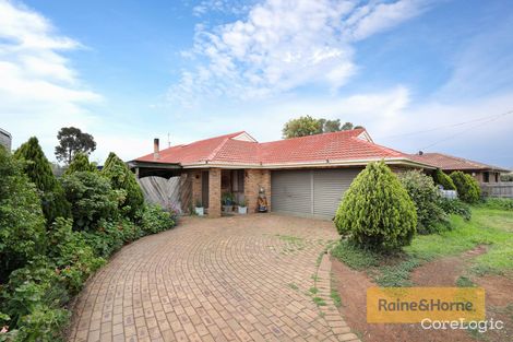 Property photo of 4 Kingsway Melton VIC 3337