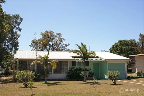 12 Hoffman St, Burrum Heads, QLD 4659