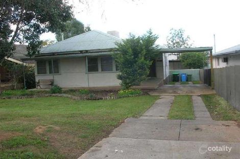 109 Grove St, Kooringal, NSW 2650