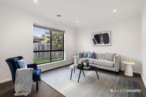 Property photo of 5 Graffs Avenue Doreen VIC 3754