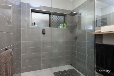Property photo of 16 Rachel Court Sale VIC 3850