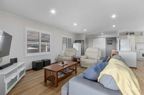 Property photo of 8 Scenic Drive Point Turton SA 5575