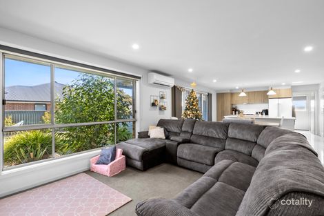 Property photo of 7 Circa Way Ararat VIC 3377