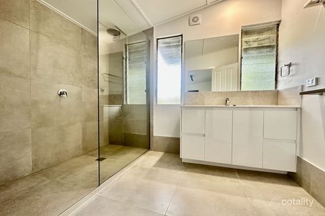 Property photo of 34 Warwick Road Ipswich QLD 4305