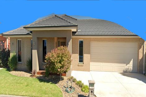 Property photo of 26 Inspiration Circuit Pakenham VIC 3810