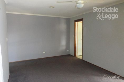 Property photo of 1/10 Cameron Way Pakenham VIC 3810
