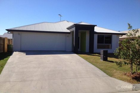 31 Churchill Ave, Ooralea, QLD 4740