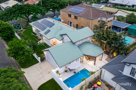 2 Halcyon St, Wavell Heights, QLD 4012