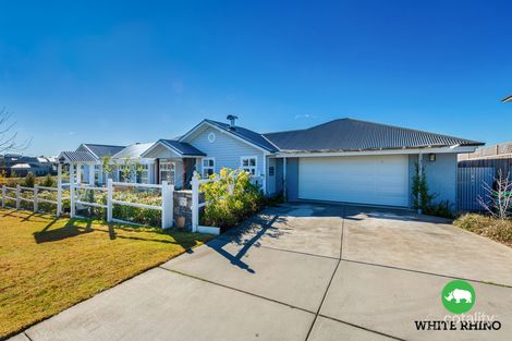 Property photo of 14 Goiser Loop Googong NSW 2620