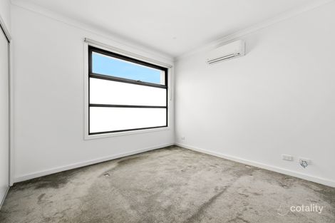 Property photo of 39 Burns Avenue Clayton South VIC 3169