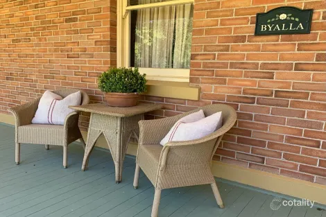 Property photo of 11 Mitchell Crescent Inverell NSW 2360