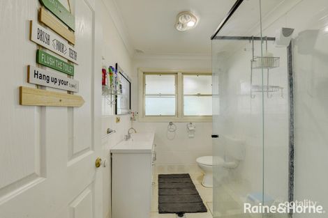 Property photo of 17 McDonald Crescent Calala NSW 2340