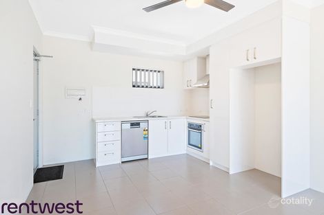 Property photo of 2/4 Kennerly Street Cloverdale WA 6105