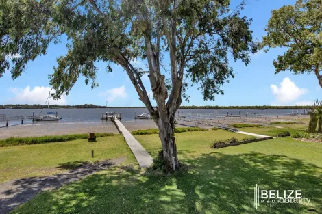 Property photo of 30 Warana Avenue Steiglitz QLD 4207
