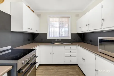 Property photo of 32 Justinian Street Elizabeth Downs SA 5113