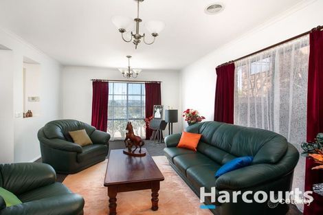 Property photo of 35 Hinrichsen Drive Hallam VIC 3803