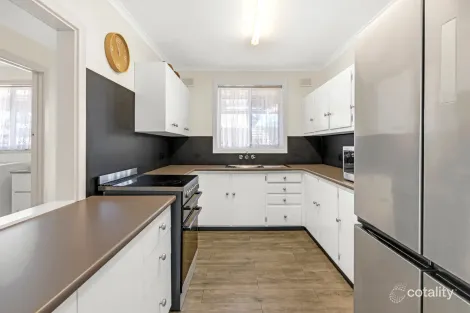 Property photo of 32 Justinian Street Elizabeth Downs SA 5113